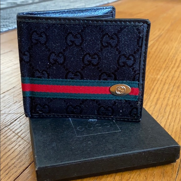 Other - Men’s wallet, new with box